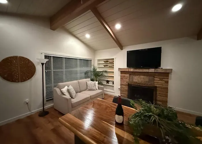 Solara Vortex Retreat *peaceful *wi-fi * Smart Tv Holiday home