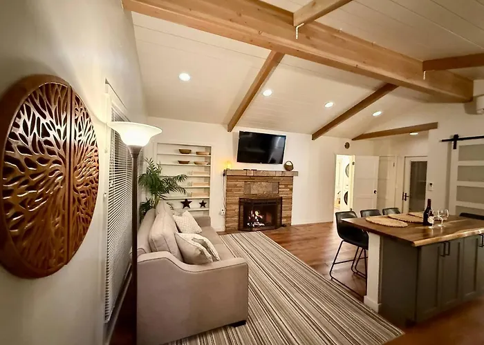 Solara Vortex Retreat *peaceful *wi-fi * Smart Tv Holiday home